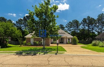 108 Buckeye Dr in Madison, MS - Building Photo - Building Photo