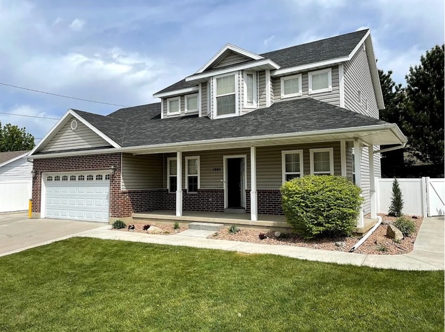 property at 1485 Navajo Dr