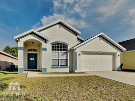 723 Stonewyk Way in Kissimmee, FL - Building Photo