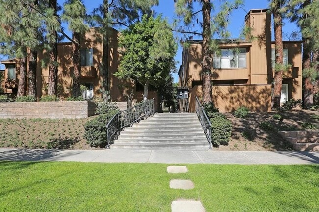 property at 91 Arlington Dr