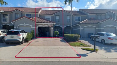 21114 Via Eden in Boca Raton, FL - Foto de edificio - Building Photo