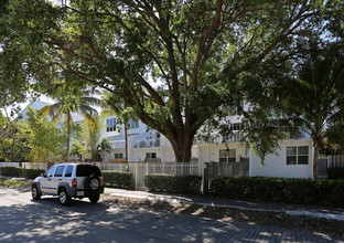 Lofts of Wilton Manor in Wilton Manors, FL - Building Photo - Building Photo