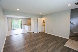 602 Camellia Dr in Bentonville, AR - Building Photo - Building Photo
