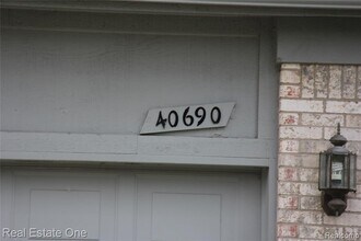 40690 Bluesprings Ct in Canton Township, MI - Building Photo - Building Photo