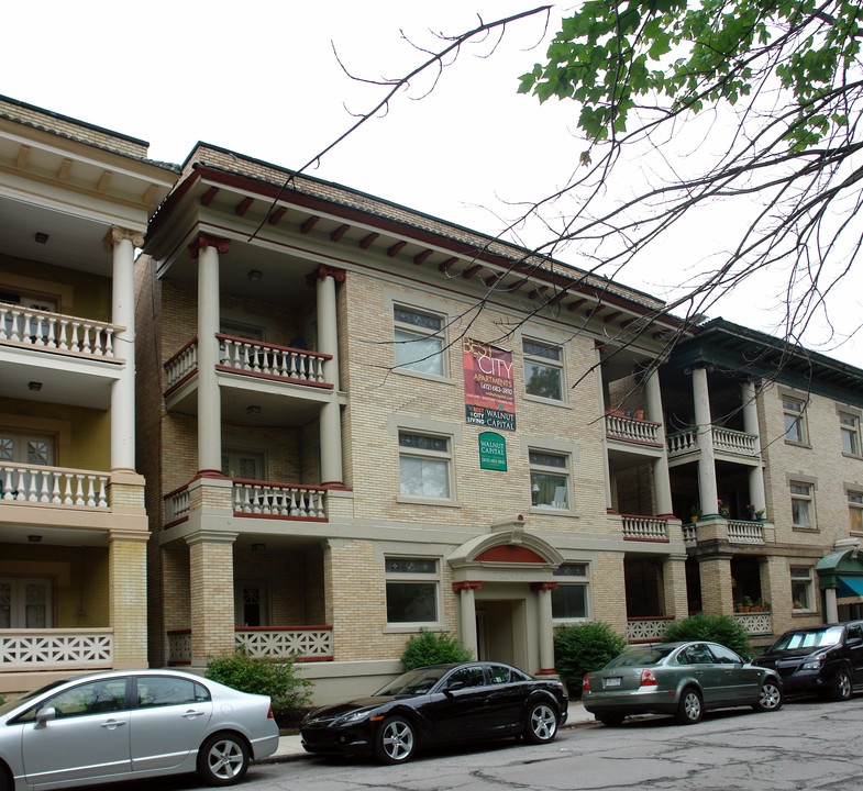 Holden Street Apartments in Pittsburgh, PA - Foto de edificio