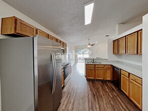 7590 Fawn Lake Dr N in Jacksonville, FL - Building Photo - Building Photo