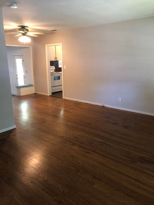 650 55th St in Sacramento, CA - Building Photo - Building Photo