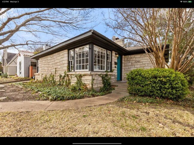 property at 3248 Cockrell Ave