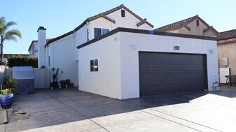1534 Coronado Ave in San Diego, CA - Building Photo