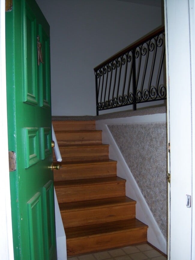 1706 Cedar Hill Rd in Charlottesville, VA - Building Photo - Building Photo