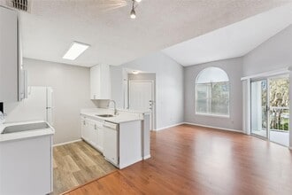 711 Sugar Bay Way in Lake Mary, FL - Building Photo - Building Photo