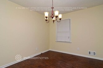 2668 Earl Dr, Unit C-C201 in Marietta, GA - Foto de edificio - Building Photo