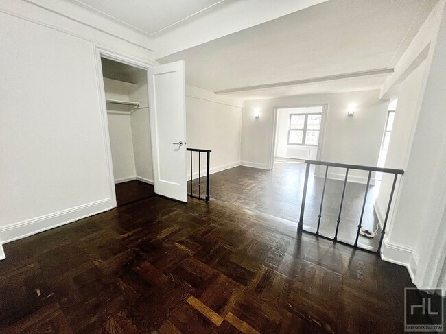 EAST 38 STREET, Unit 11D