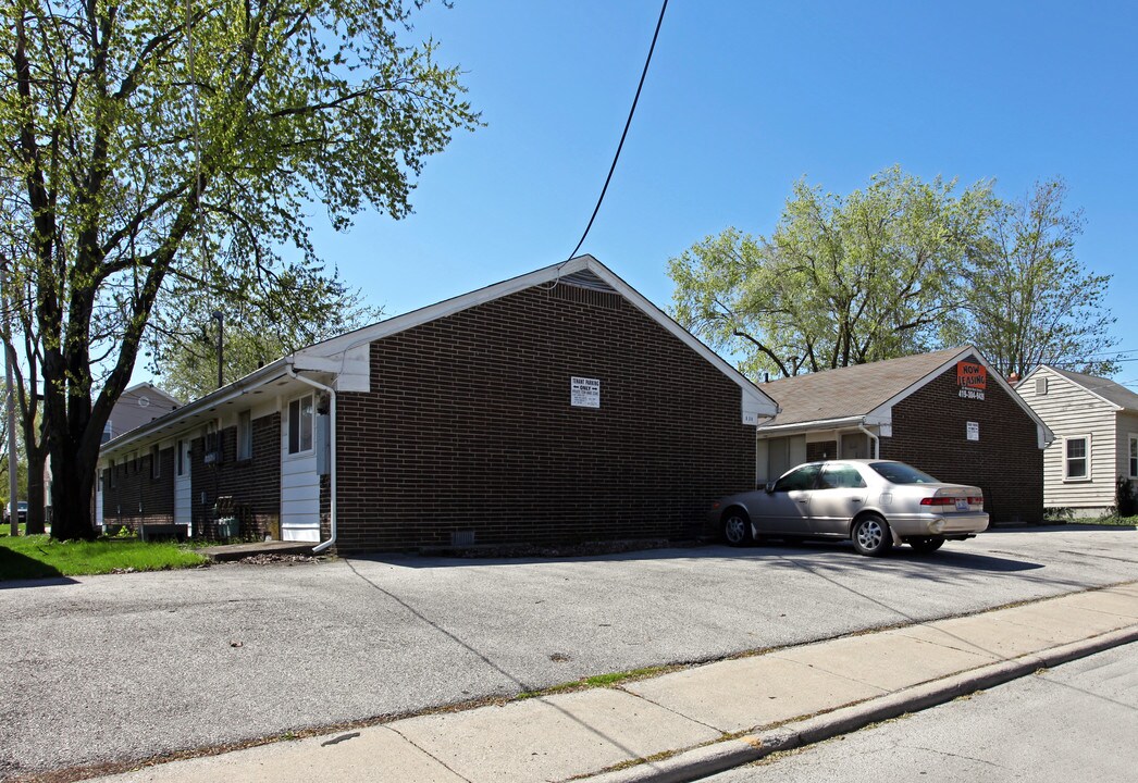 834 Scott Hamilton Ave in Bowling Green, OH - Building Photo