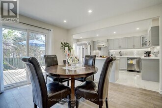 49 Grenbeck Dr in Toronto, ON - Building Photo - Building Photo