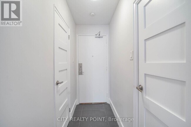 55 Isabella St in Toronto, ON - Building Photo - Building Photo