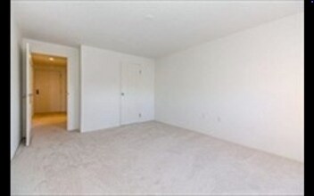 51 Ocean Ave, Unit #103 in South Yarmouth, MA - Building Photo - Building Photo