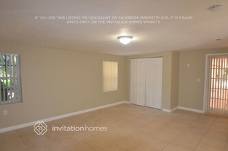 8800 SW 182nd Terrace in Palmetto Bay, FL - Building Photo - Building Photo