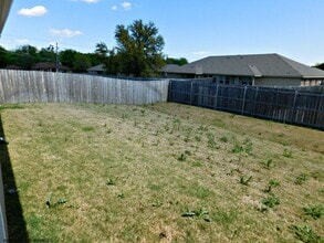 5616 Moose Jaw Cir in Waco, TX - Building Photo - Building Photo