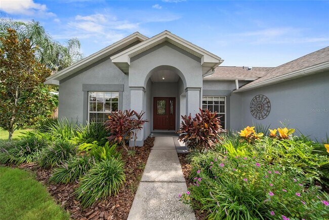 10314 Deepbrook Dr in Riverview, FL - Building Photo - Building Photo