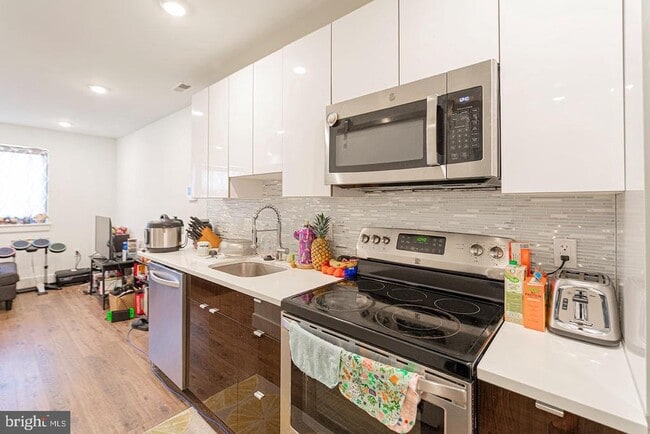 property at 1155 S 15th St