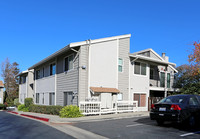 1089 Sunnyvale Ave in Walnut Creek, CA - Building Photo - Building Photo