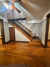 4930 S St Lawrence Ave in Chicago, IL - Building Photo - Building Photo