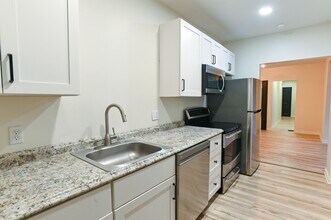 118 S Railroad St in Hummelstown, PA - Building Photo - Building Photo