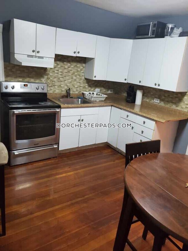 11 Mather St-Unit -3 in Boston, MA - Building Photo - Building Photo