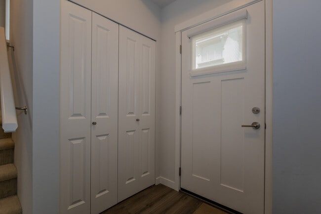 8335 Nelson St in Mission, BC - Building Photo - Building Photo