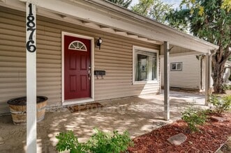 1876 S Dahlia St in Denver, CO - Building Photo - Building Photo