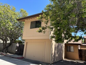 528 Hathway Ave in San Luis Obispo, CA - Foto de edificio - Building Photo