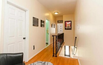 1027 7th St NE in Washington, DC - Building Photo - Building Photo