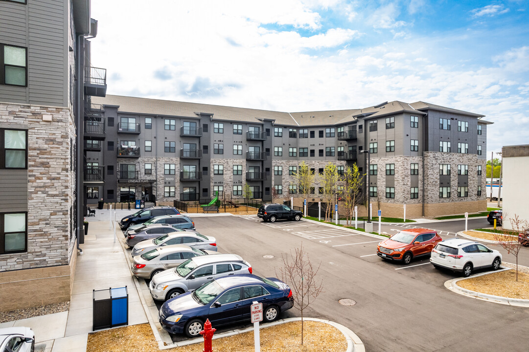 Lyndale Flats in Bloomington, MN - Building Photo