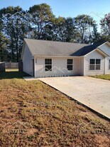 110 Townsley Ct in Anderson, SC - Building Photo