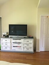 2003 Heartwood Ln in Danbury, CT - Building Photo - Building Photo