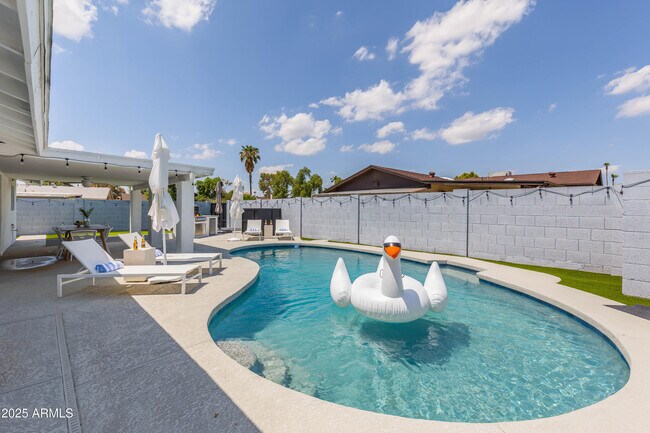 property at 8702 E Clarendon Ave