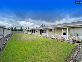 130 166th St S in Spanaway, WA - Building Photo