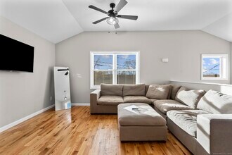 6 Bidwell Terrace in Middletown, CT - Building Photo - Building Photo