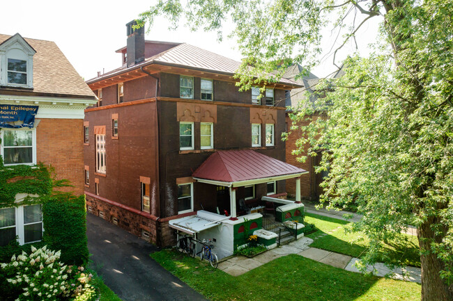 Elmwood Boarding House