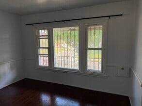 2903 W 85th St in Inglewood, CA - Foto de edificio - Building Photo