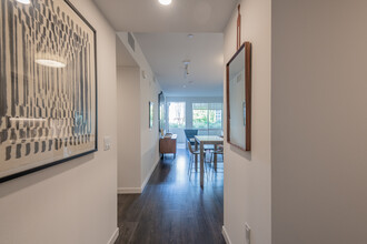 Alta Waverly in Oakland, CA - Building Photo - Interior Photo