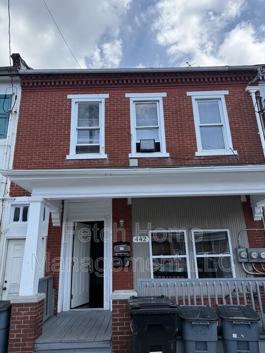 442 N 9th St in Lebanon, PA - Building Photo