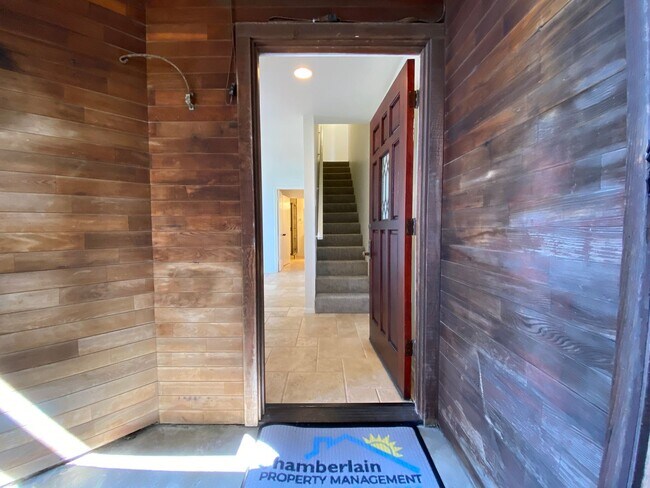 2557-2559 Manchester Ave in Encinitas, CA - Building Photo - Building Photo