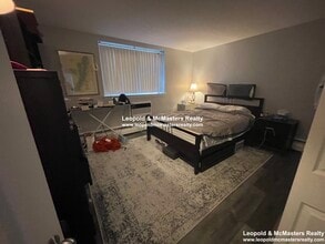 520 Washington St, Unit 519 Washington Street A in Brookline, MA - Foto de edificio - Building Photo