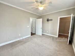 1922 Harcourt Cir in Fayetteville, NC - Building Photo - Building Photo