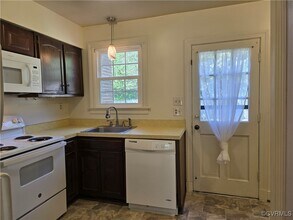 3812 Hermitage Rd, Unit I in Richmond, VA - Building Photo - Building Photo