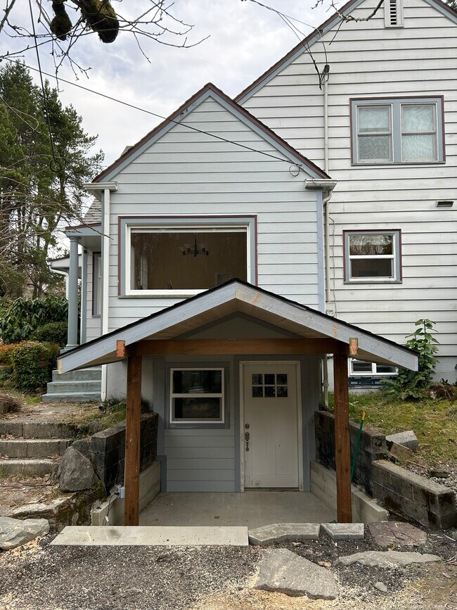 1427 Division St NW Rentals in Olympia, WA