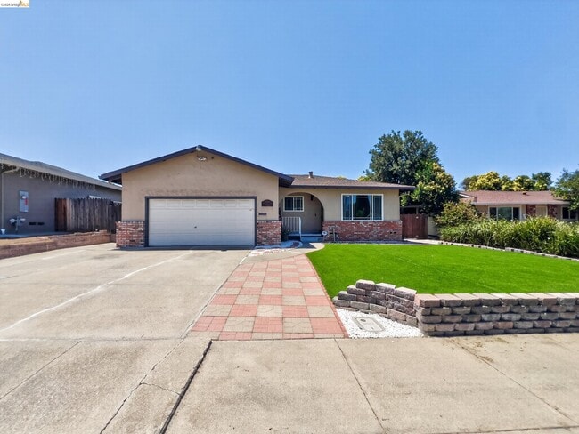 property at 2928 Rio Grande Dr