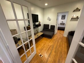 29 Westervelt Pl in Jersey City, NJ - Foto de edificio - Building Photo